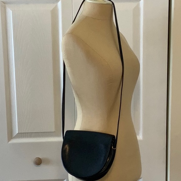 NINA RICCI- Navy Blue Leather- Shoulder/Crossbody Bag- Snap Closure- Inner zip - Picture 5 of 7